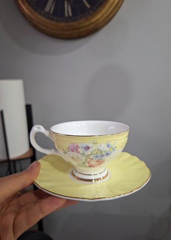  Beden Sarı Modern Klasik Çay Fincanı ve Tabağı