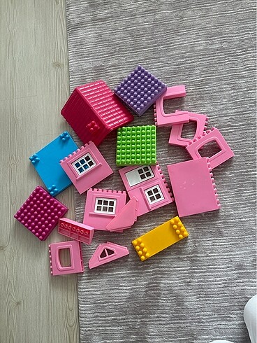 Diğer Lego oyuncak ev