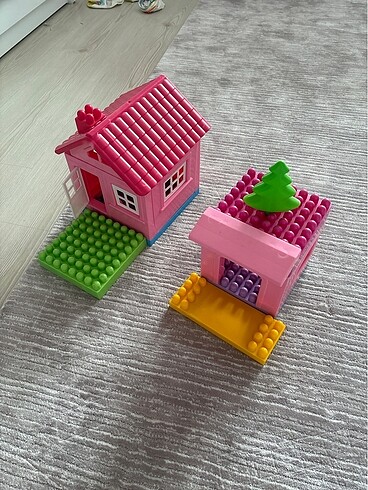 Lego oyuncak ev