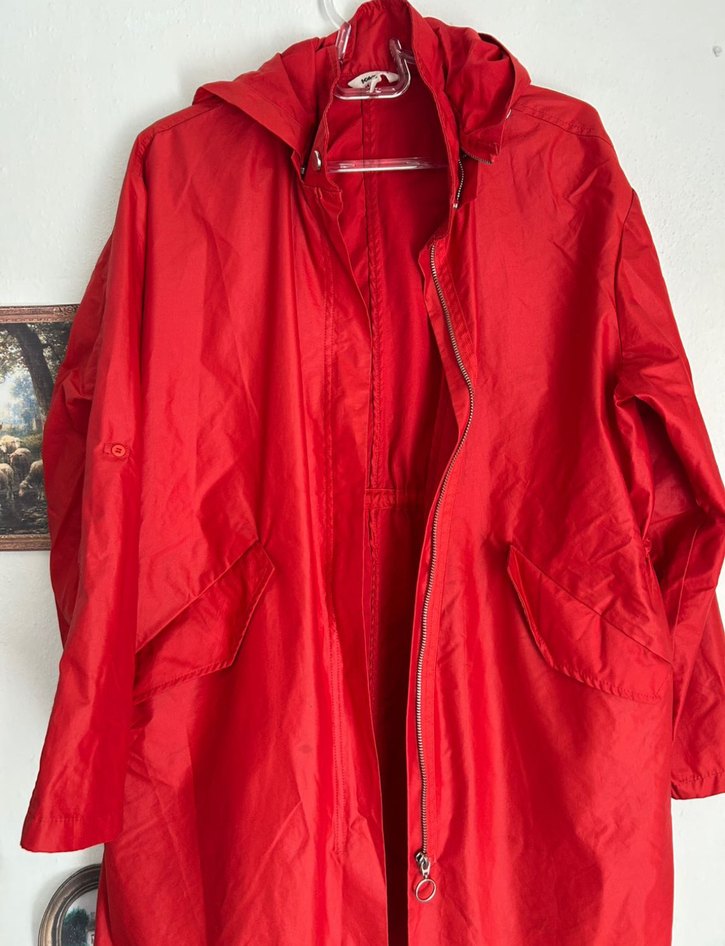 Kadın Kırmızı Midi Yağmurluk - Görsel 2