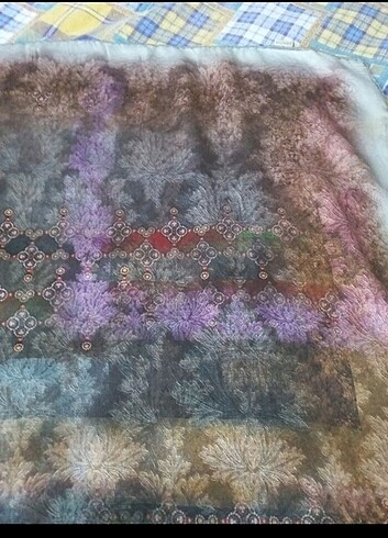 Armine Armine eşarp ALIM YAPMAYINIZ...SATİLİKKKK DEGİLLL