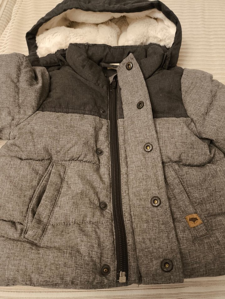 H&M 6-9 ay Bebek kapüşonlu gri mont - Görsel 3