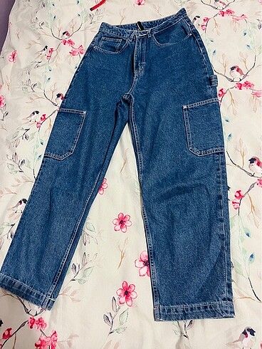 H&M Yüksek Bel Boyfriend Kot Pantolon