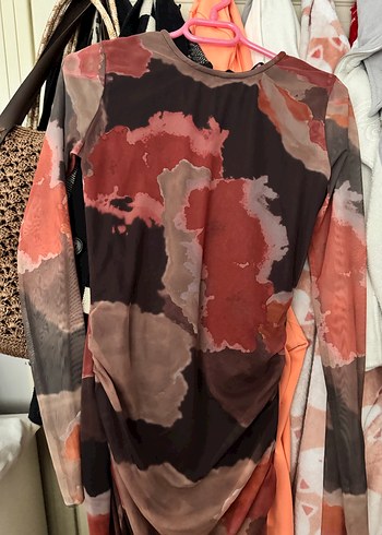 Uzun Kol Drapeli Bağlama Desenli Elbise - Görsel 2