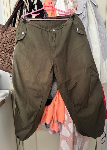 Düğmeli Rahat Kesim Kadın Keten Pantolon - Görsel 3