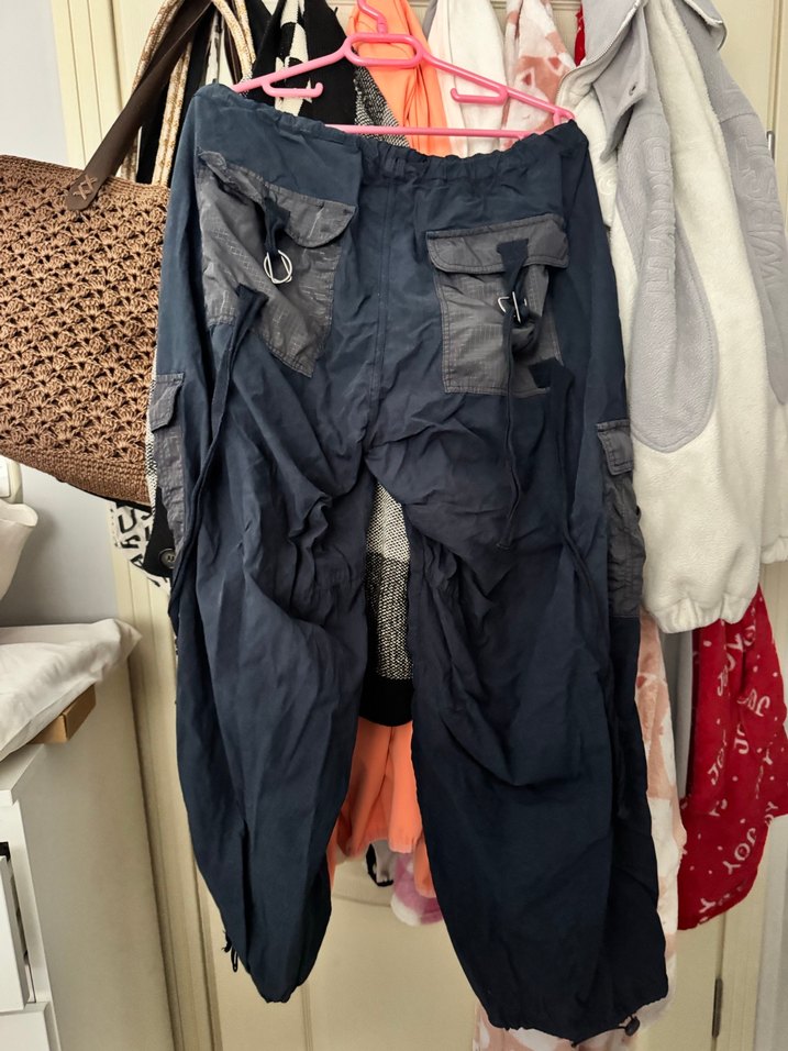 Kadın Gri Kemerli Rahat Kumaş Pantolon - Görsel 2