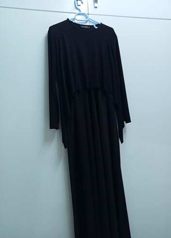 Siyah ligralı elbise 