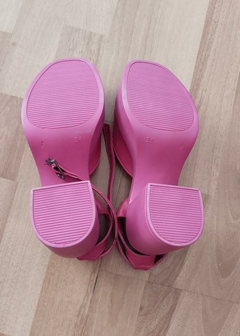 36 Beden pembe Renk Pembe Dolgu Topuklu Kadın Sandalet