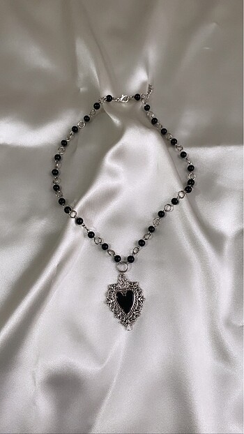 Gothic kalp kolye