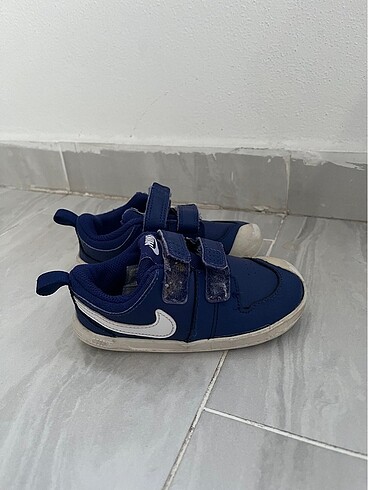 25 Beden Nike Ayakkabı 25