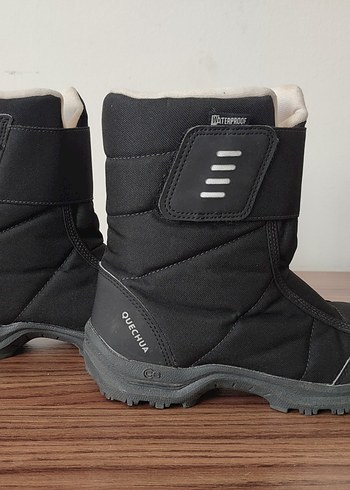 Decathlon Quechua essensole su geçirmez kar çizmesi 37 numara