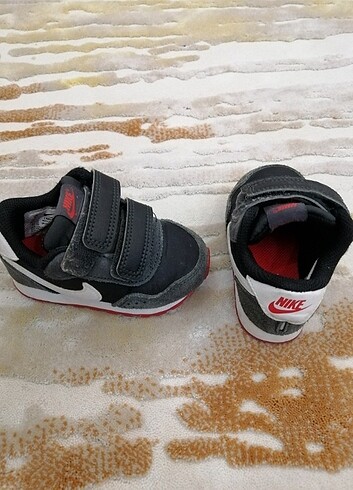 21 Beden Nike 21 numara
