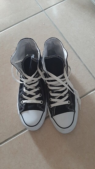 Siyah converse