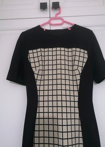 Kare Desenli Siyah Midi Kalem Elbise - Görsel 2