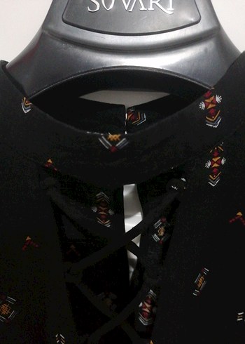 Düğmeli Uzun Kollu Siyah Mini Bluz - Görsel 3