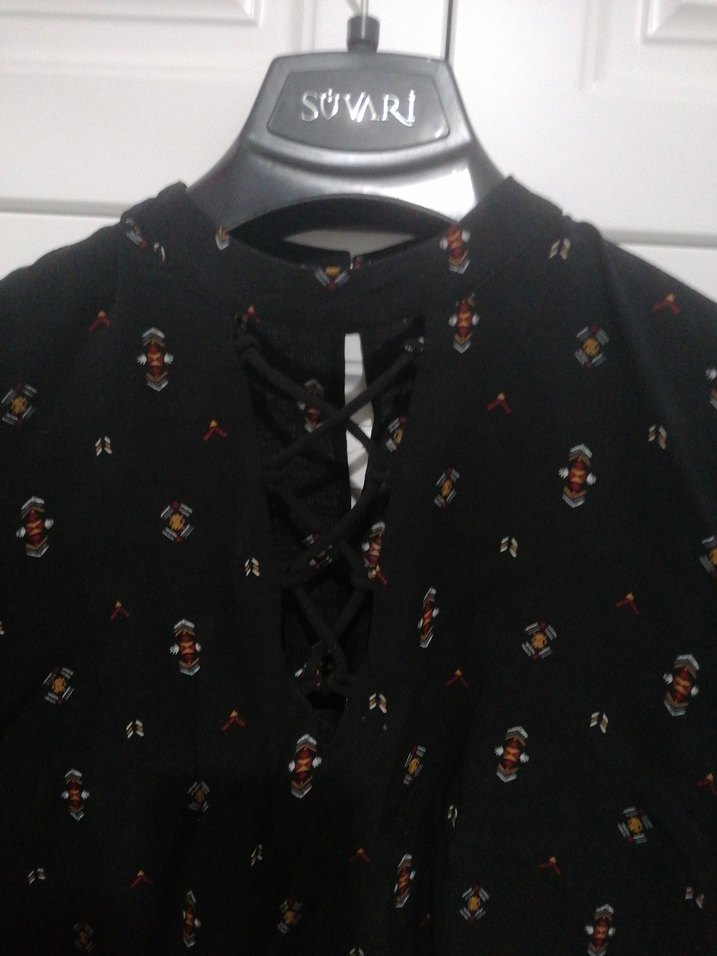 Düğmeli Uzun Kollu Siyah Mini Bluz - Görsel 2