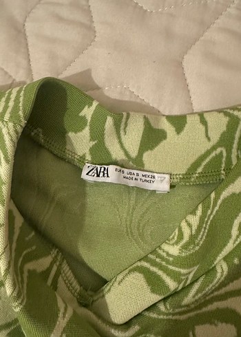 Zara Zara yeşil bluz