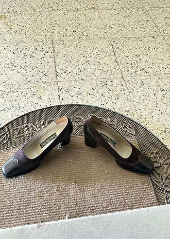 Kahverengi Süet Kadın Klasik Topuklu Ayakkabı - Görsel 2