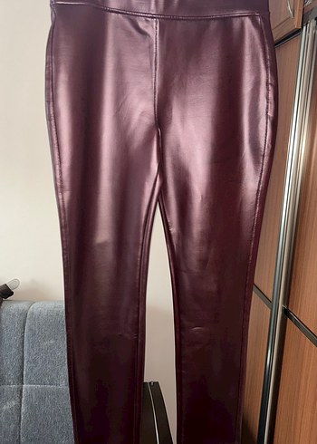 Bordo Deri Kemerli Kadın Pantolon - Görsel 2