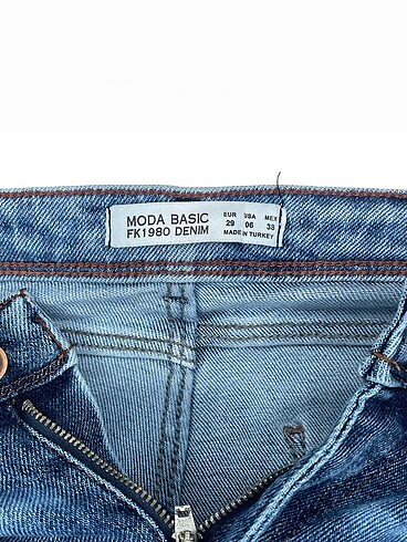 29 Beden mavi Renk PreLoved Jean / Kot %70 İndirimli.
