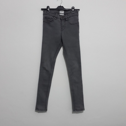 pull and bear marka likralı kot 