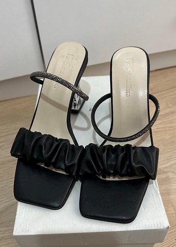 Siyah Rugan Topuklu Kadın Abiye Ayakkabı - Görsel 2