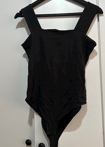 Siyah Kalın Askılı Bodysuit - Görsel 2