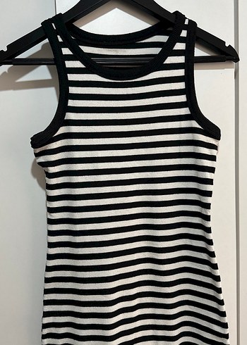 Siyah Beyaz Çizgili Uzun Kolsuz Elbise - Görsel 3