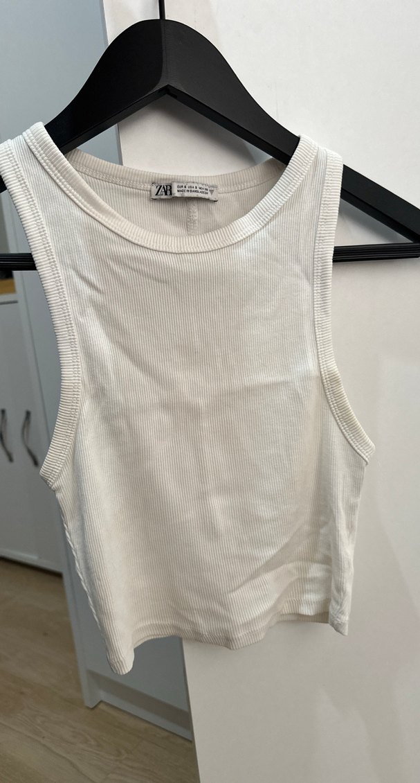 Beyaz Yuvarlak Yaka Kadın Atlet - Görsel 2