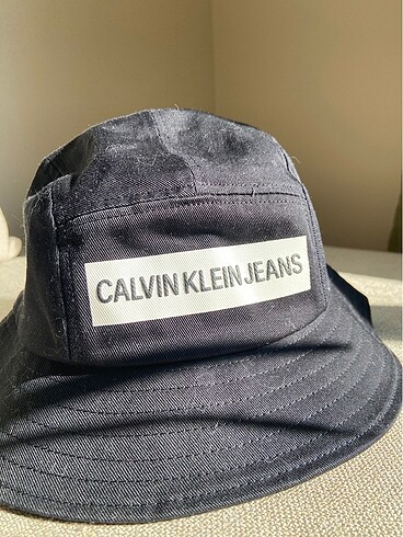 Calvin Klein şapka