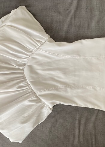 Zara balon etekli straplez elbise