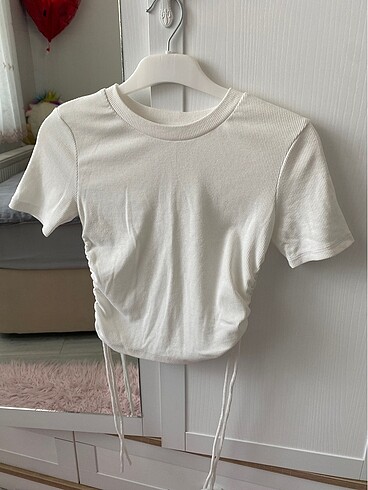 Beyaz fitilli tshirt