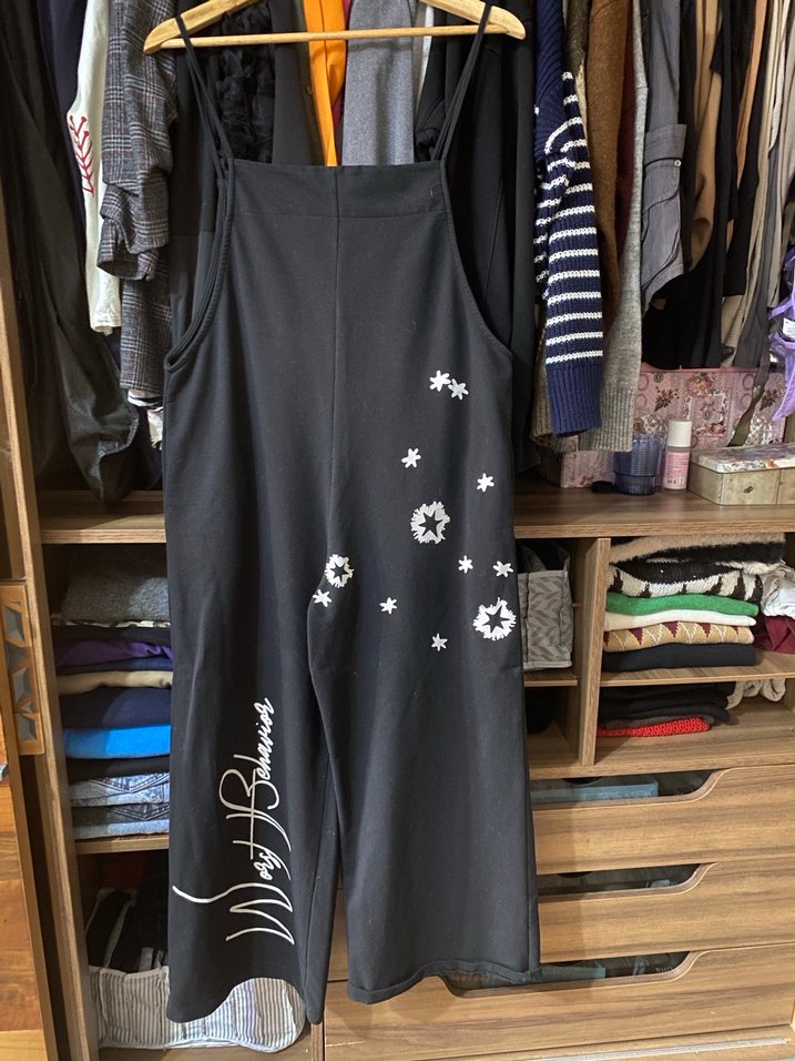 Kadın Siyah Düğmeli Askılı Tulum - Görsel 2