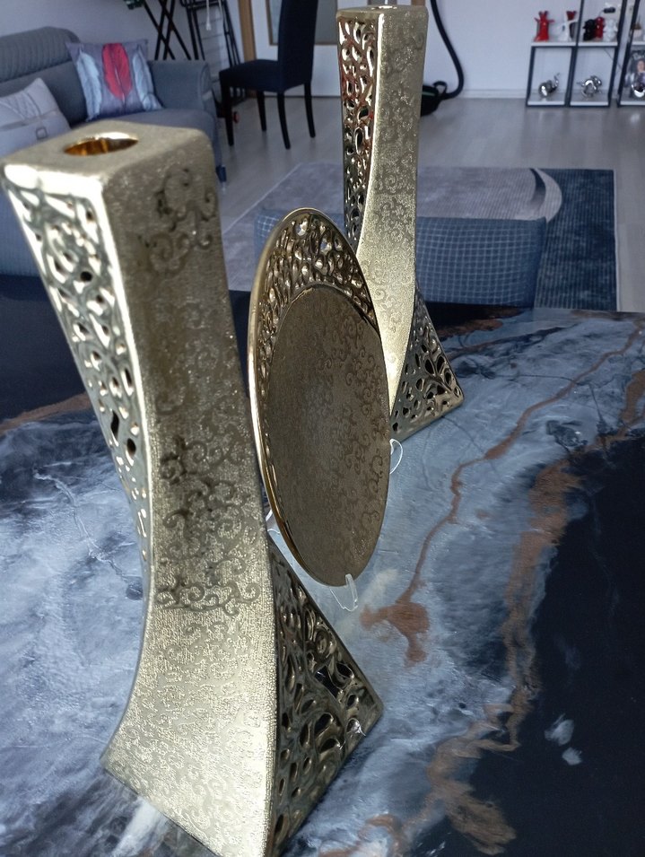 Soyut Desenli Parlak Altın Tabak - Görsel 2