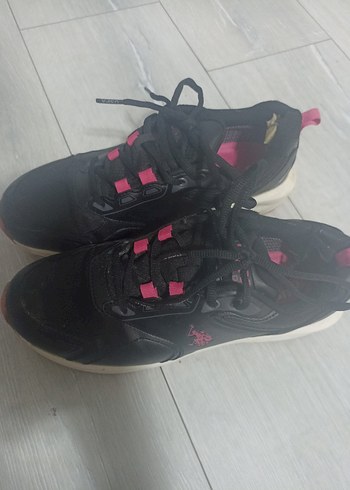 Pembe Detaylı Siyah Kadın Spor Ayakkabı - Görsel 2