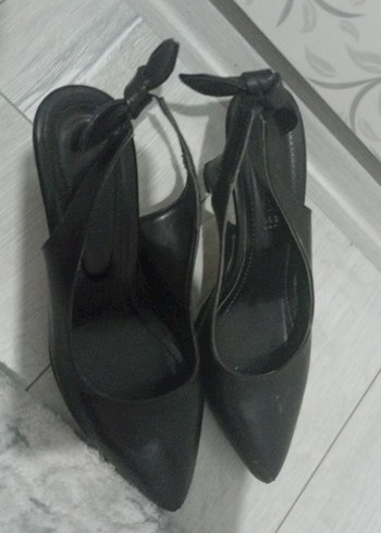 Tokalı Siyah İnce Topuklu Kadın Ayakkabı - Görsel 5