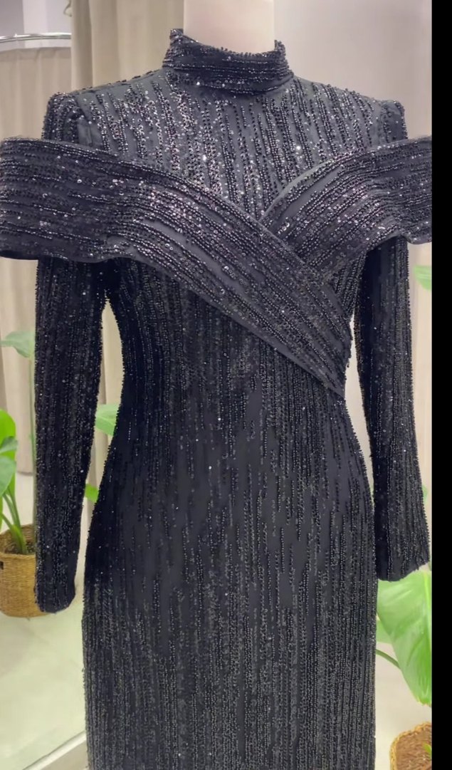 Siyah İşlemeli Uzun Abiye Elbise - Görsel 2