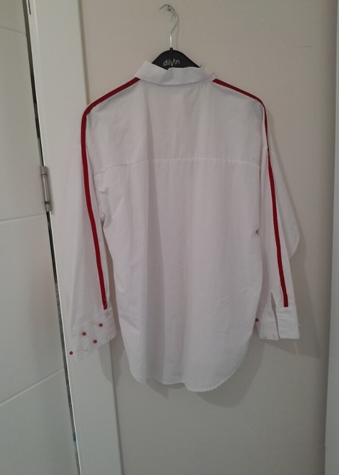 Beyaz gömlek - Görsel 2