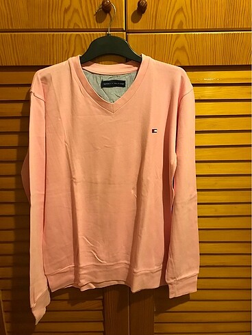 Tommy hilfeger tshirt