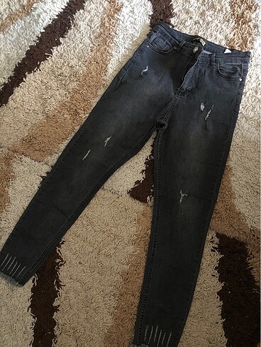 32 Beden Siyah pantolon