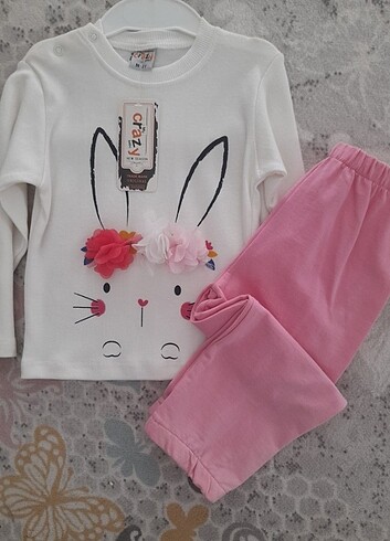 Ponpon tavşanlı kız bebek takım 