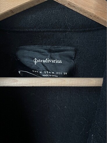 m Beden Stradivarius kaban