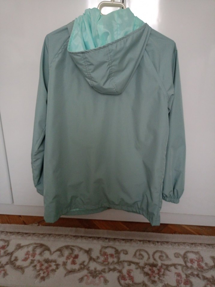 kapişonlu yağmurluk - Görsel 2