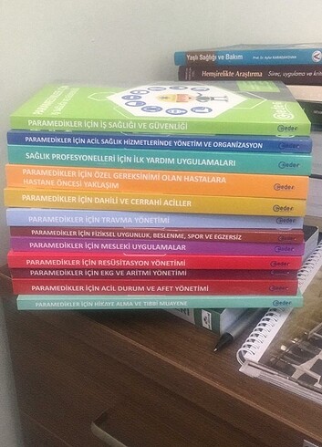 Paramedik kitap seti
