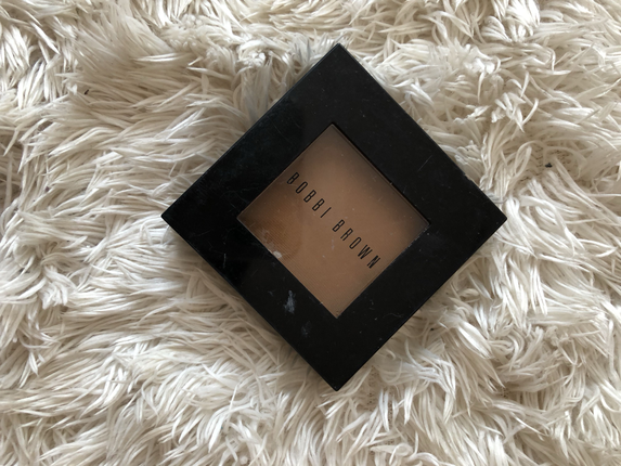 Bobbi Brown Bobbi Brown far