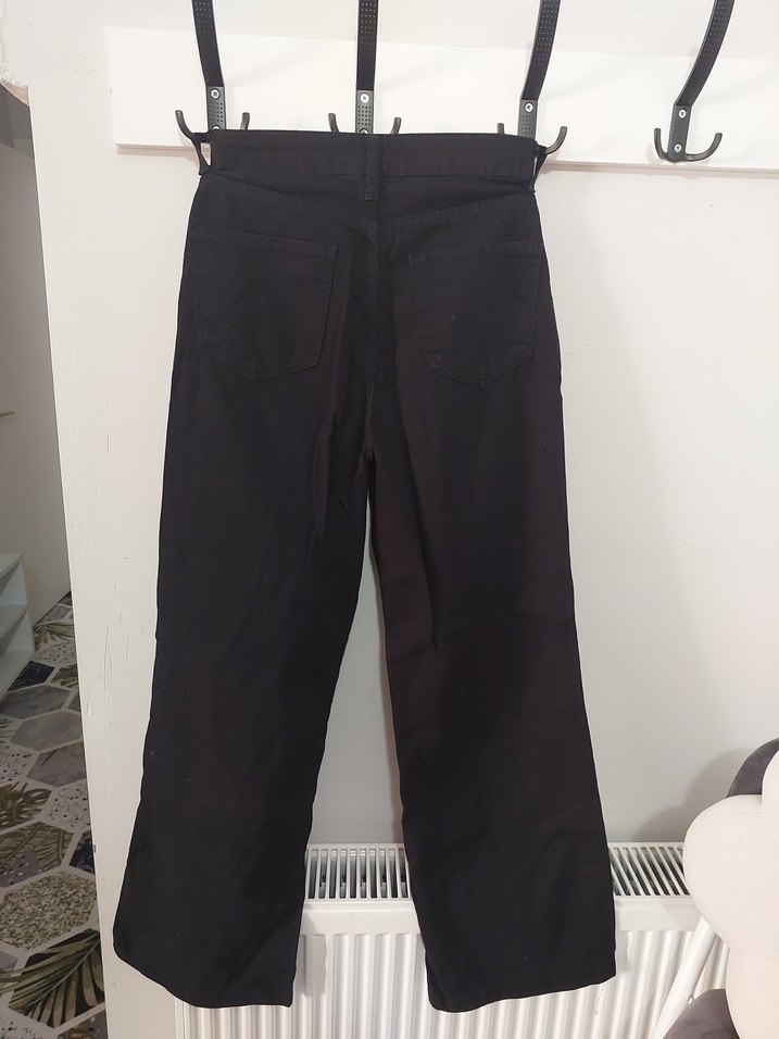 Kemerli Siyah Bol Kesim Midi Kot Pantolon - Görsel 3