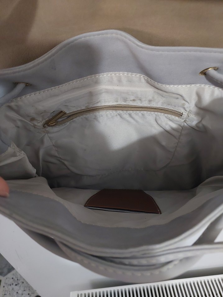 Bej ve Gri Deri Kadın Sırt Çantası - Görsel 3