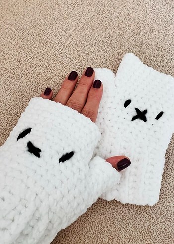 Beyaz Örgü Parmaksız Kadın Eldiveni - Görsel 2