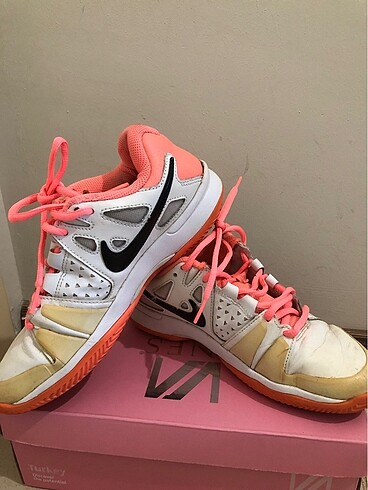 Nike vapor beyaz ayakkabı neon