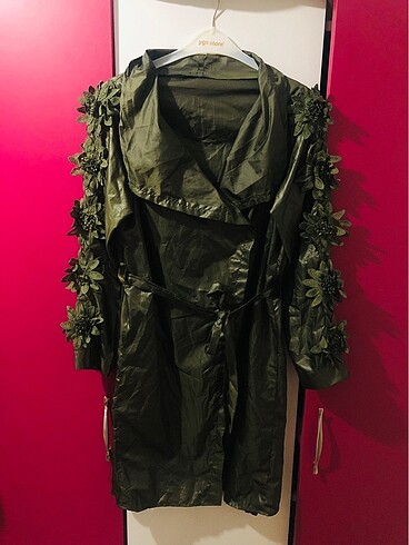 Çiçek model yağmurluk - Görsel 4